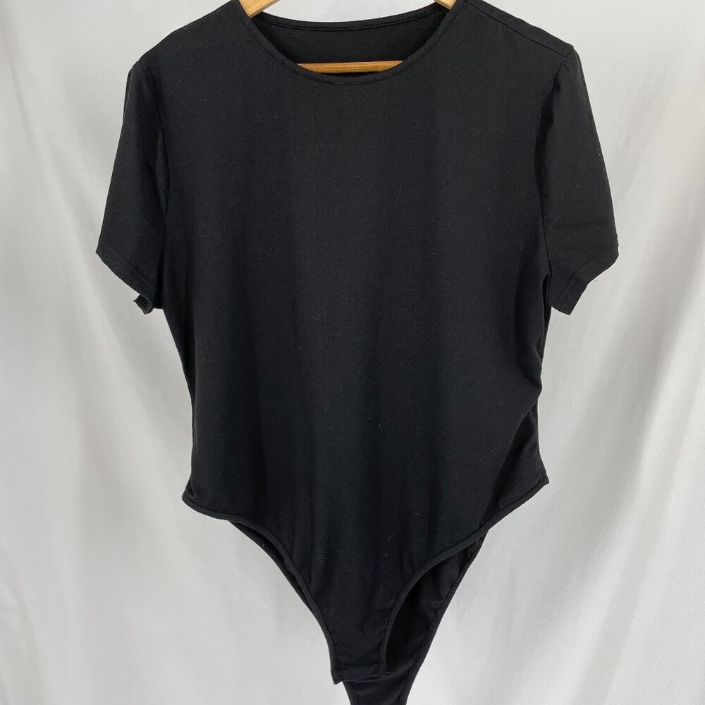 Shein Curve Black Short Sleeve Body Suit